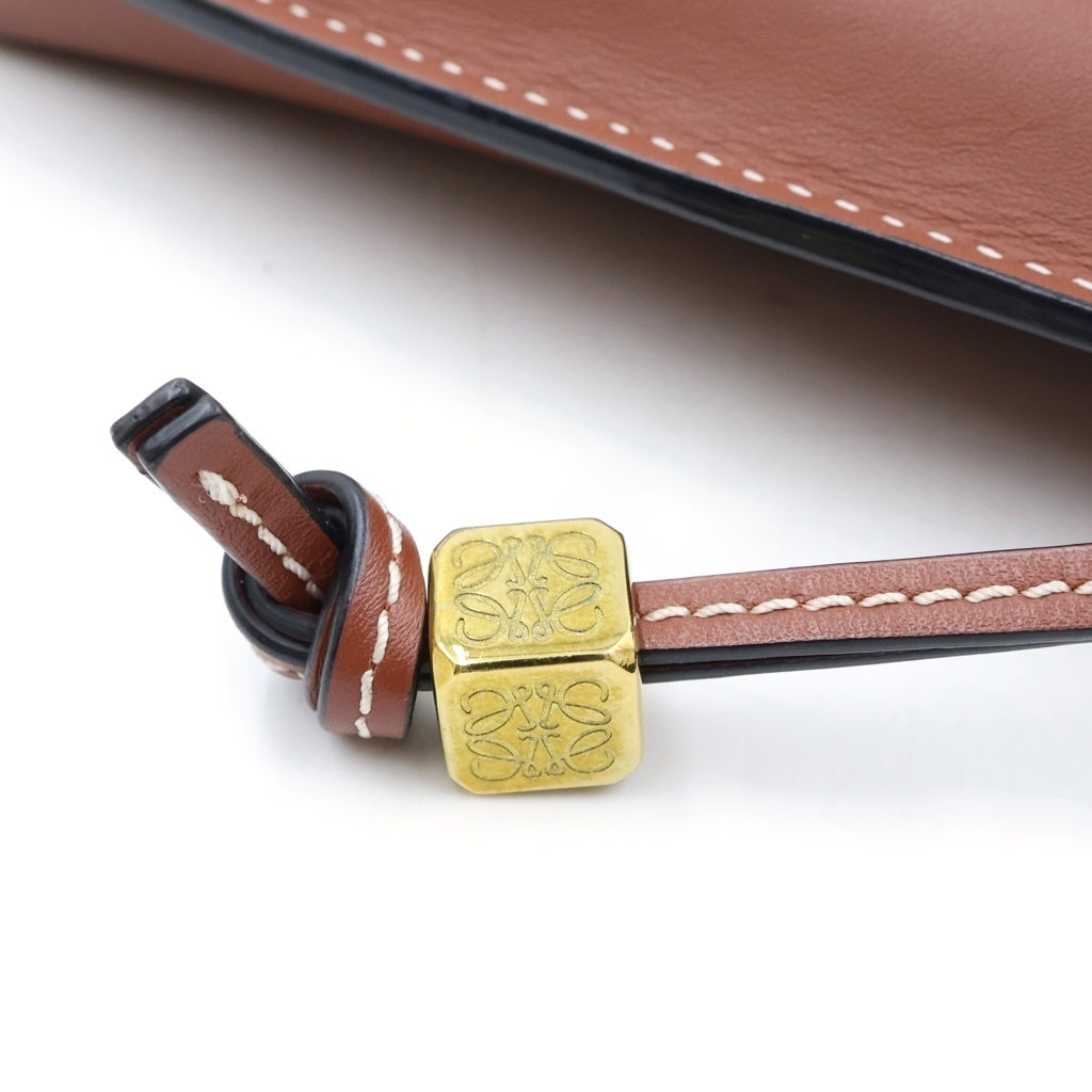 LOEWE(ロエベ) アナグラム ゲートポケット ショルダーバッグ ブラウン レザー 109.30.Z42 レディース