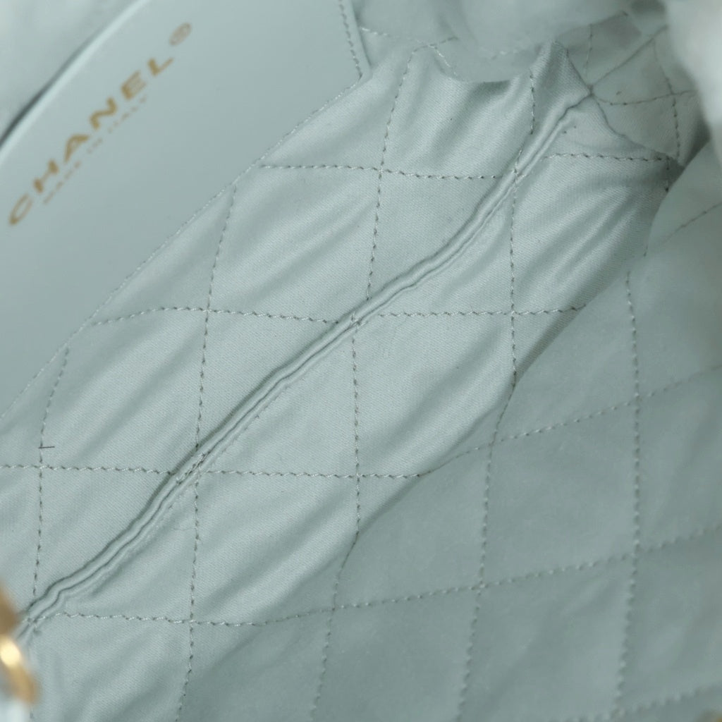 CHANEL(シャネル) シャネル22 ミニ ハンドバック チェーンショルダー 2way 巾着バッグ カーフスキン ゴールド金具 グレーブルー レディース