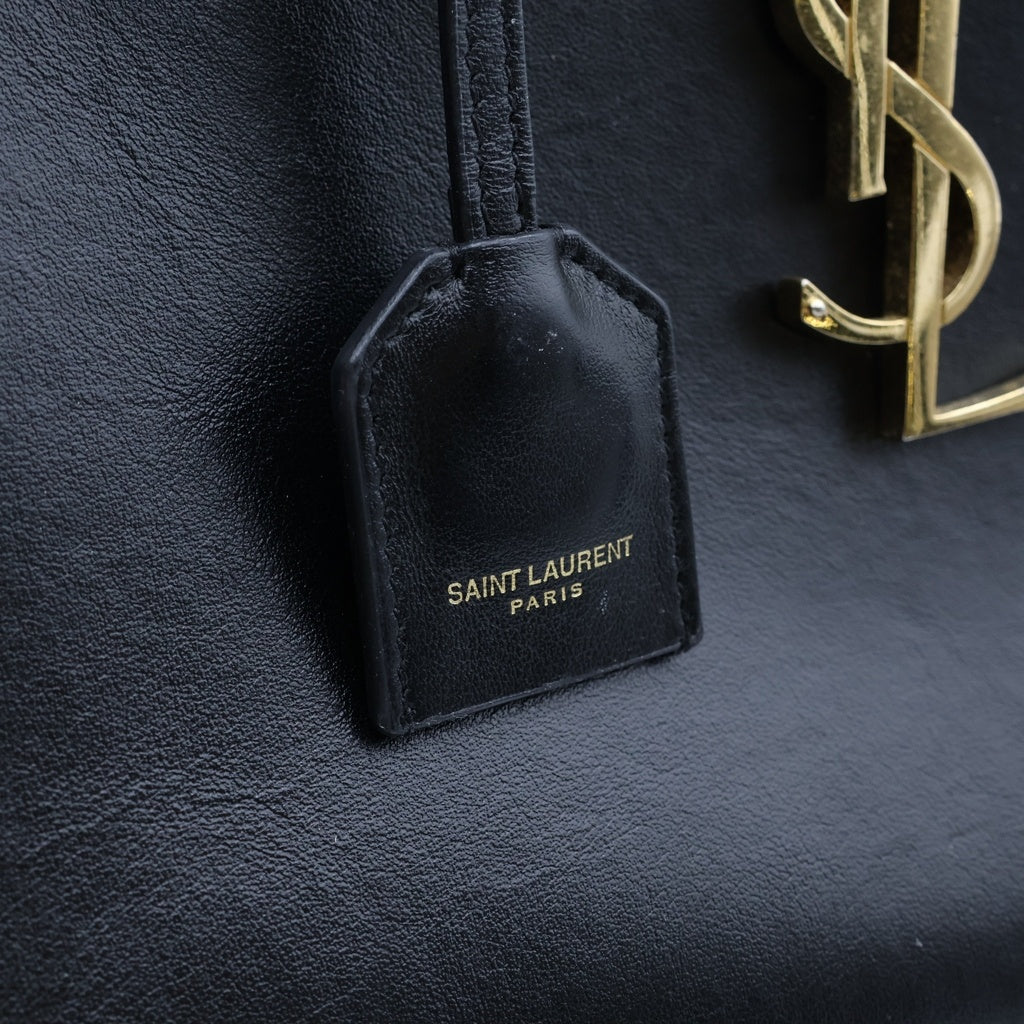 SAINT LAURENT PARIS(サンローランパリ) ベイビーカバス 2WAYバッグ ハンドバッグ ショルダーバッグ ブラック レザー 568853 ゴールド金具 レディース