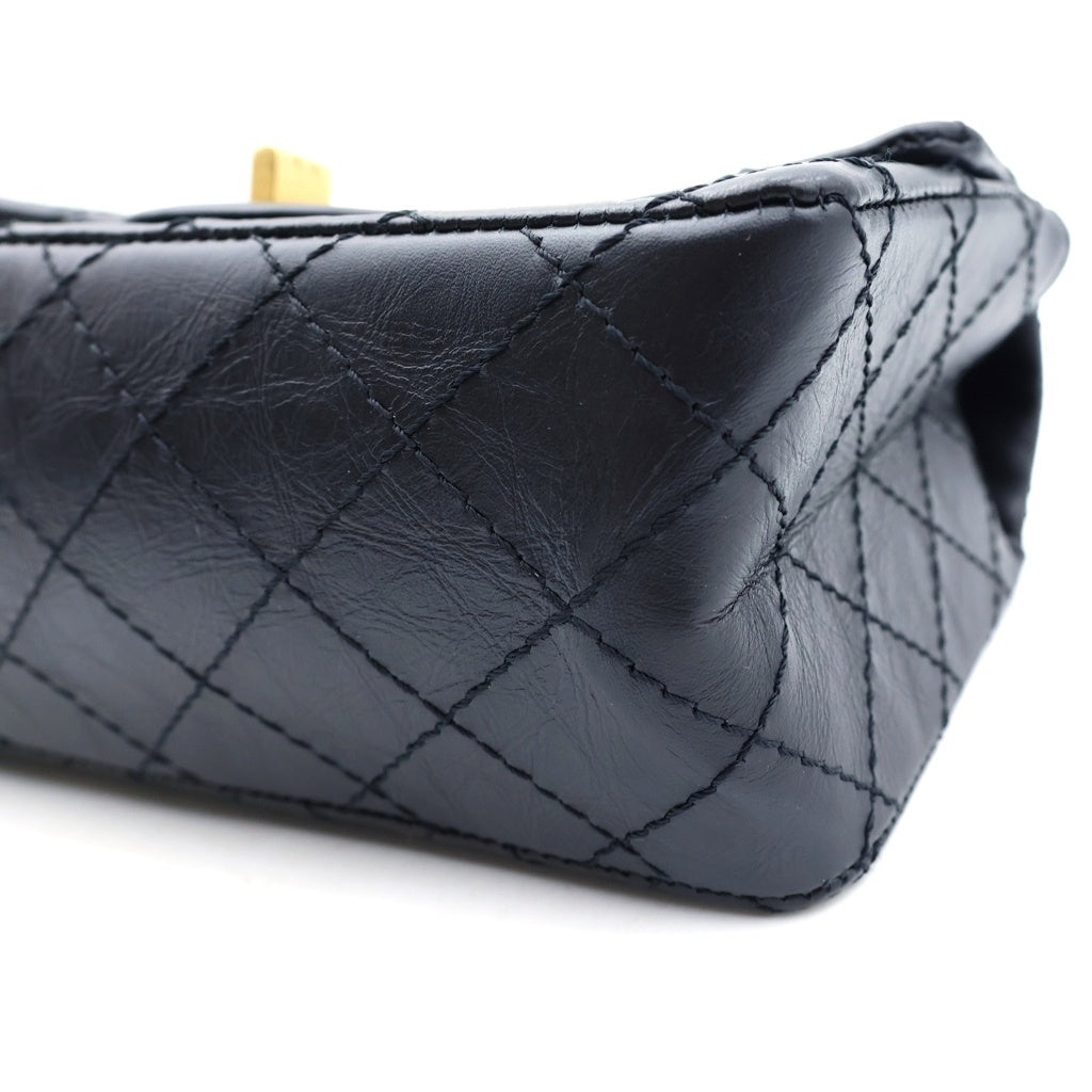 CHANEL(シャネル) 2.55 エイジドカーフスキンミニチェーンショルダーバッグ ブラック ゴールド金具 AS0874 レディース