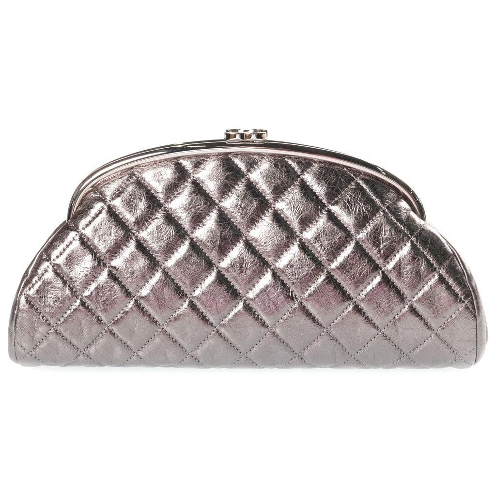 CHANEL(シャネル) マトラッセ ラムスキン メタリックレザー がま口 クラッチ セカンドバッグ シルバー金具 シルバー 12番台 レディース