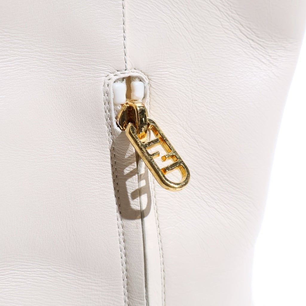 FENDI(フェンディ) ファーストレザー サイドジップロングブーツ アイボリー #36 ゴールド金具 レディース