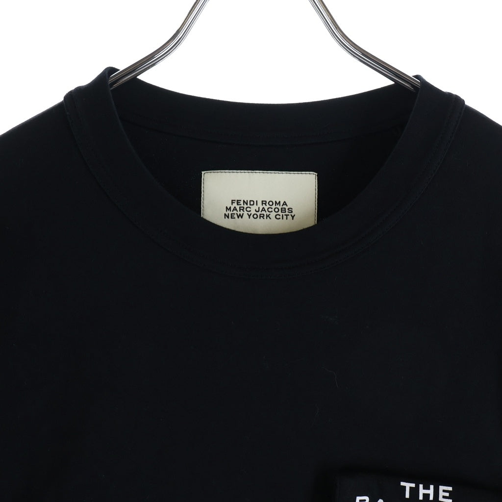 FENDI(フェンディ) FENDI MARC JACOBS THE BAGUETTE 胸ポケット半袖Tシャツ カットソー ブラック #S FY1240