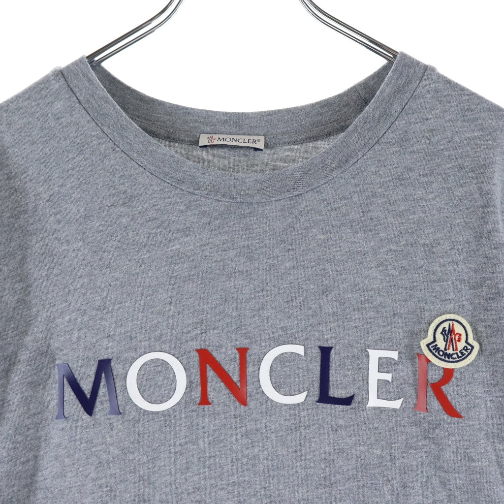 MONCLER(モンクレール) 22SS ロゴプリント ワッペン 半袖Tシャツ カットソー グレー H10918C00043
