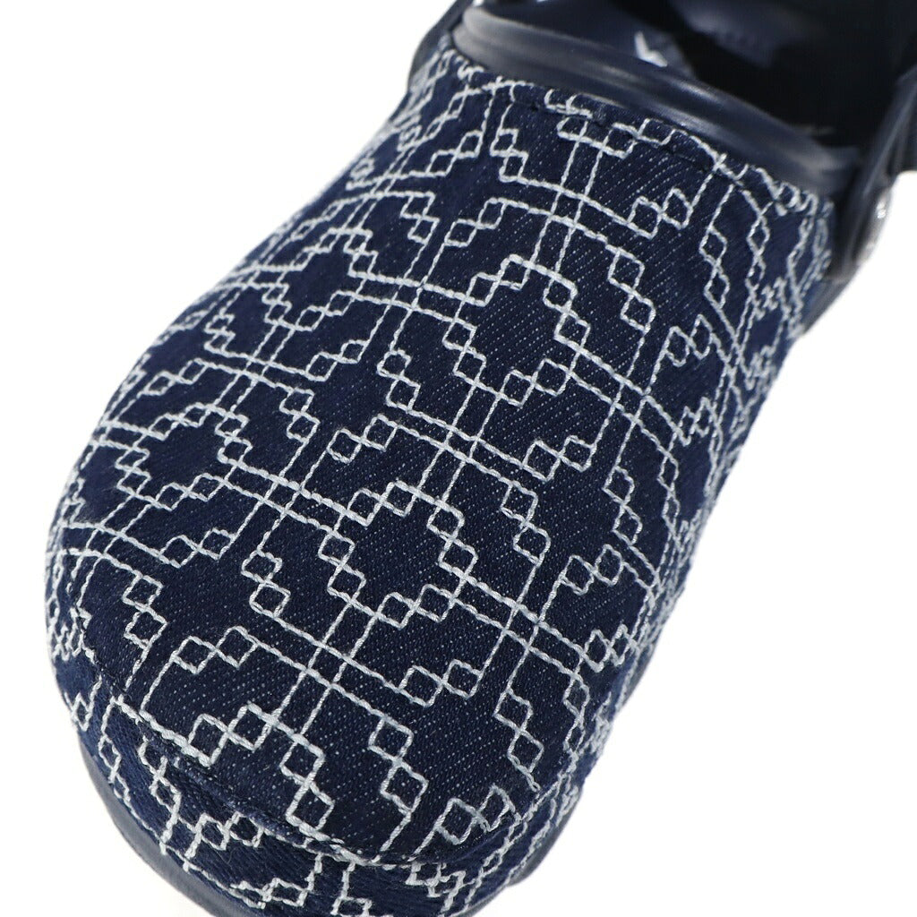 Crocs(クロックス) ×リーバイス 刺し子デニムサンダル ネイビー 208917‐410