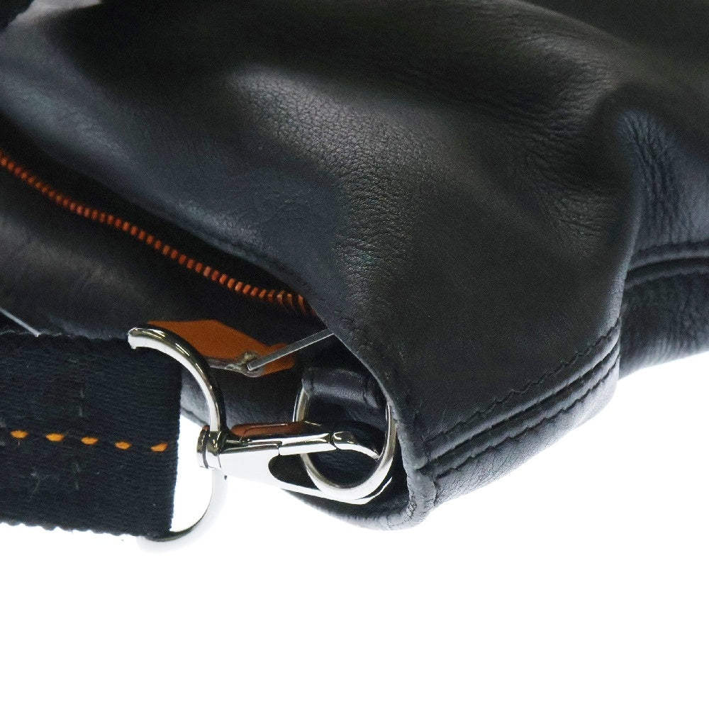 HERMES(エルメス) キャラバン ヴェルティカルMM ブラック レザー 2WAY ハンドバッグ ショルダーバッグ