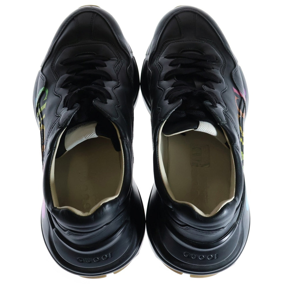 GUCCI(グッチ) RHYTON ライトン ヴィンテージロゴ プリント ローカットスニーカー ブラック/マルチカラー 552851