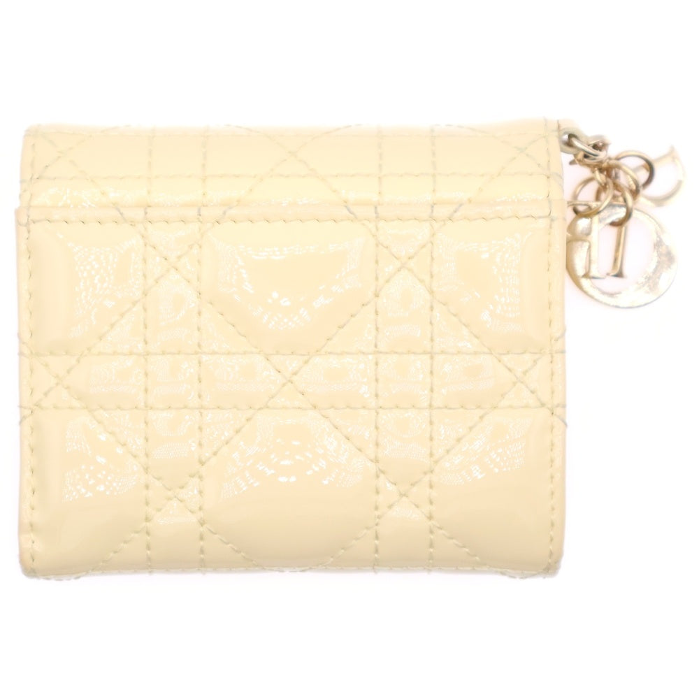 Christian Dior(クリスチャンディオール) レディディオール ロータスウォレット カナージュ パテントレザー コンパクト 三折り財布 イエロー/ゴールド レディース S0181OVRB