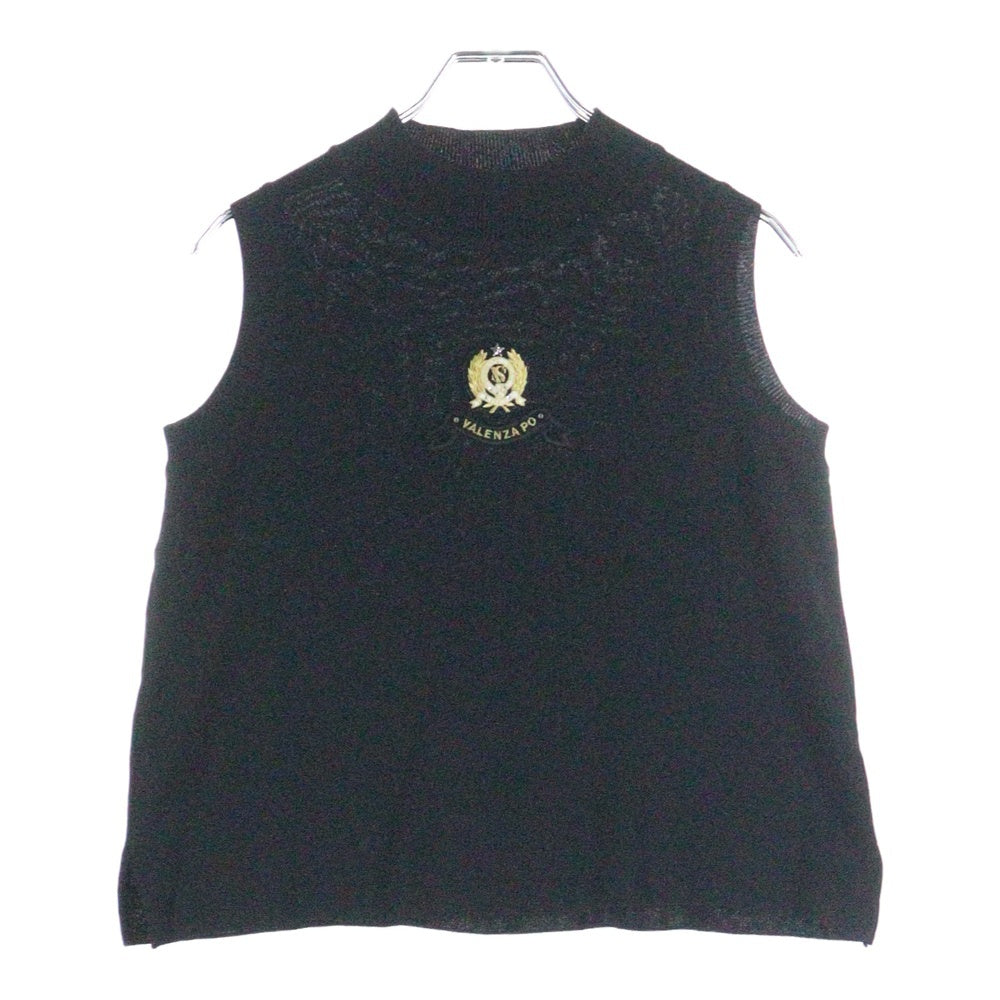 VALENZA PO(ヴァレンザポー) エンブレム ロゴワッペン レーヨン ナイロン ノースリーブ モックネック ニット セーター ベスト ブラック レディース