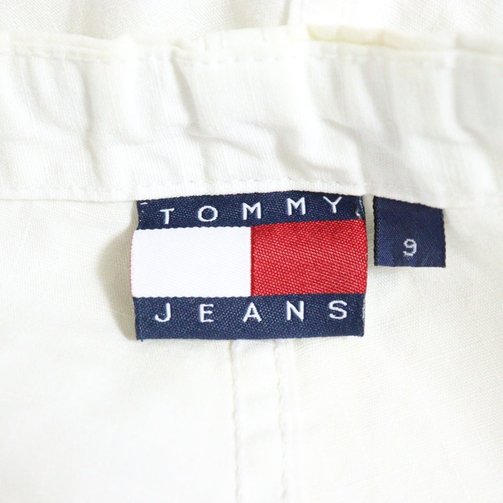 TOMMY JEANS(トミージーンズ) バックロゴ ショートパンツ ショーツ ホワイト 〇