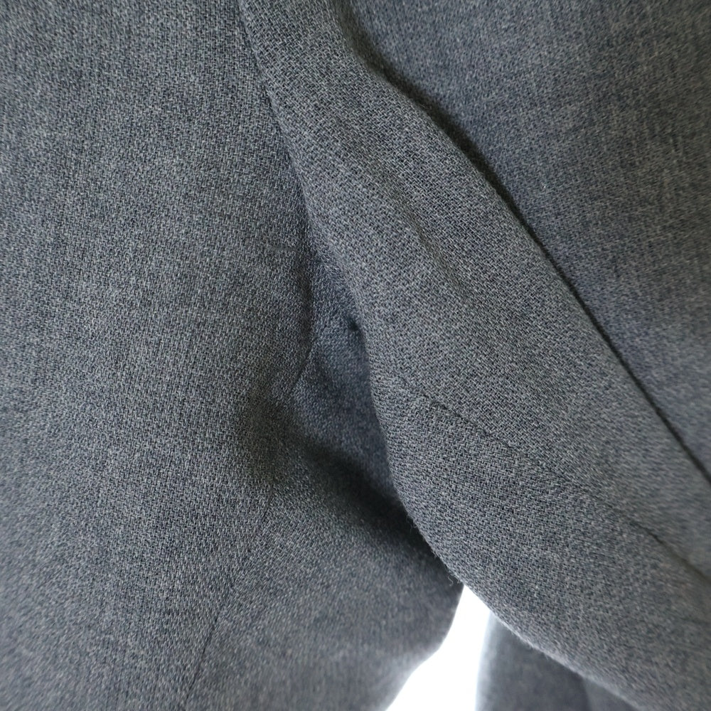 VIVIENNE TAM(ヴィヴィアンタム) 調節ベルト付 テープ切替ウールスラックス グレー 016-230706