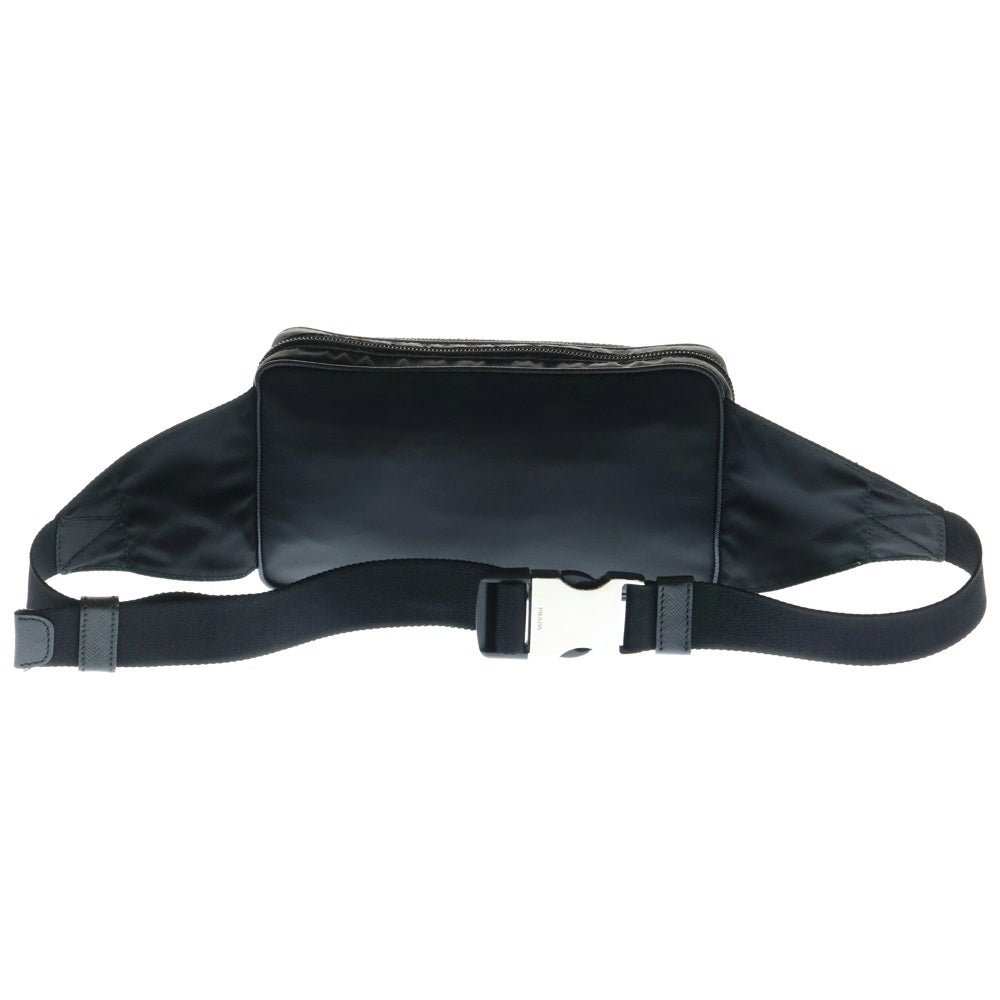 PRADA(プラダ) ボディバック ウエストバッグ ショルダーバッグ ナイロン ブラック シルバー金具 ロゴ三角プレート 1BL010
