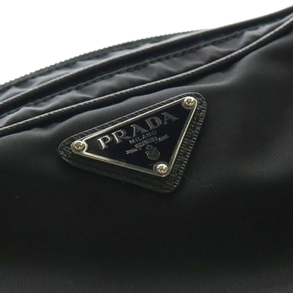 PRADA(プラダ) ボディバック ウエストバッグ ショルダーバッグ ナイロン ブラック シルバー金具 ロゴ三角プレート 1BL010