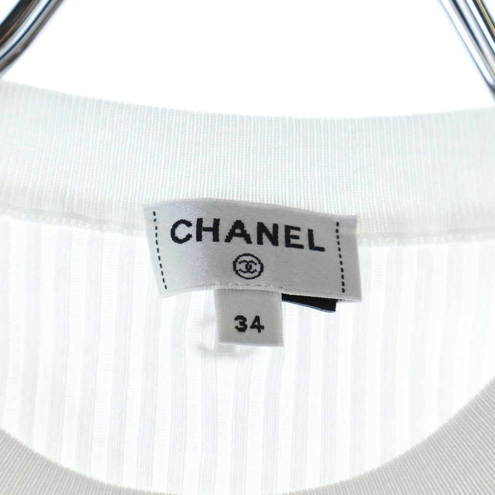 CHANEL(シャネル) ココマーク バック ラインストーン ロゴプレート コットン 半袖 リブニット セーター ホワイト レディース P76440K10989
