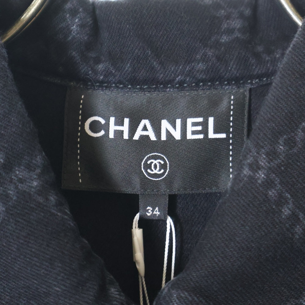 CHANEL(シャネル) メティエダールコレクション ココマークボタン カメリア チェーン プリント 総柄 デニムジャケット ブラック レディース P75284V66954