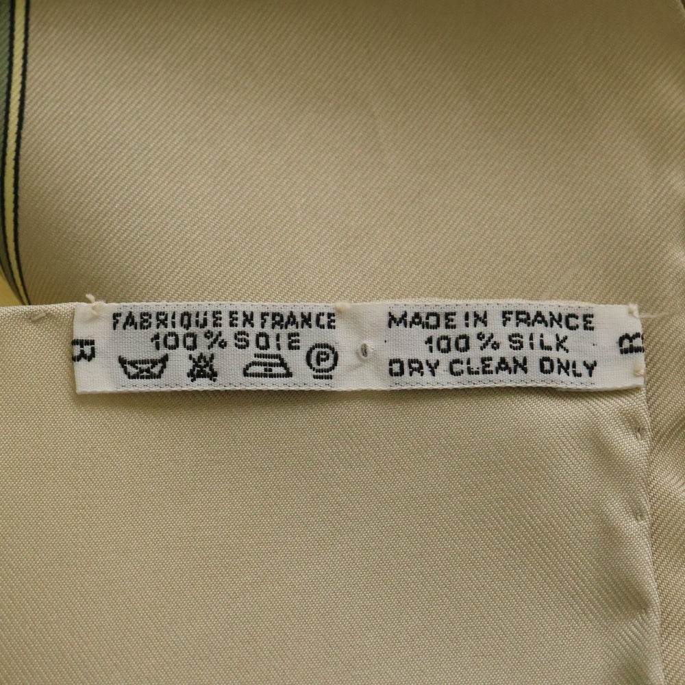HERMES(エルメス) カレ90 Au filde la sole 絹糸の赴くままに アイボリー シルク 大判 スカーフ