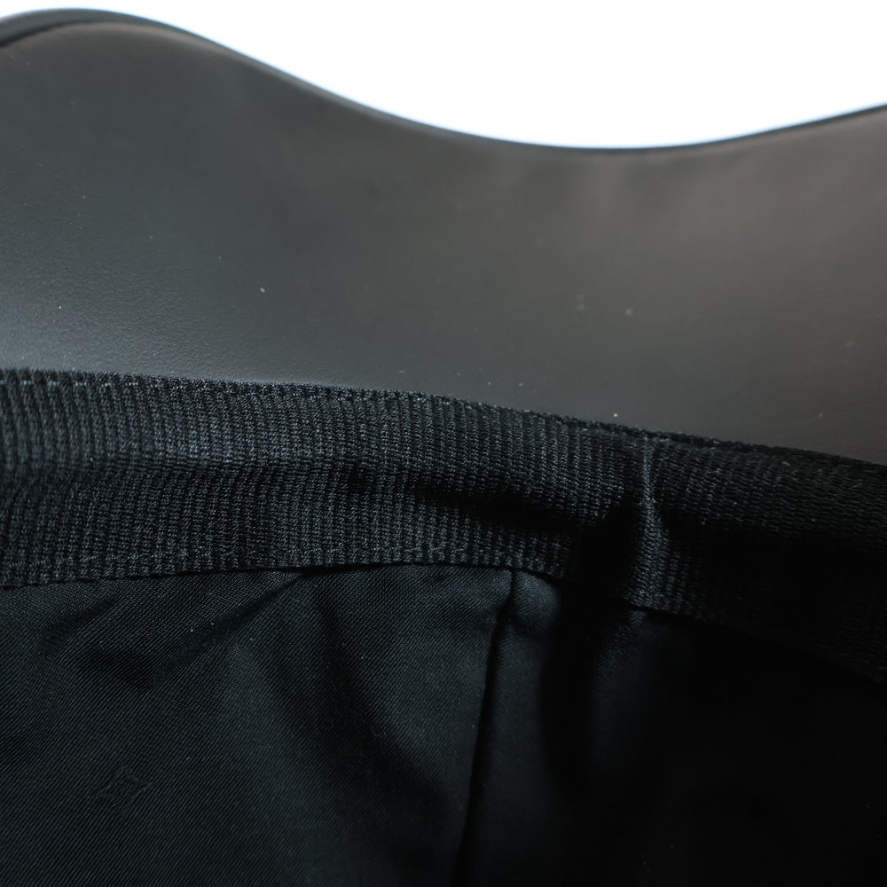 LOUIS VUITTON(ルイヴィトン) モノグラムシャドウ レザー 6パネル ベースボールキャップ 帽子 ブラック M76581