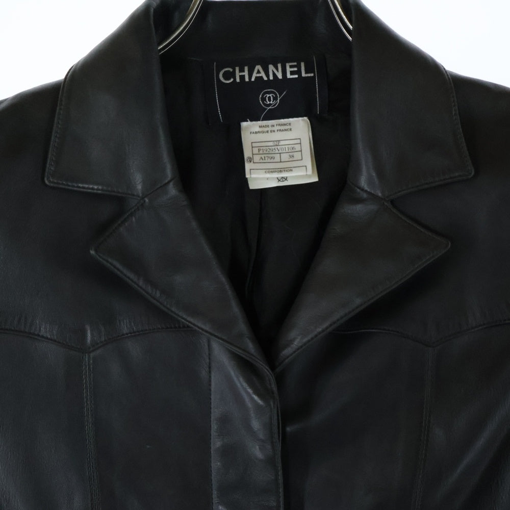 CHANEL(シャネル) 02P スプリングコレクション ココマークボタン ラムスキン レザー 比翼 ジャケット グレー レディース P19295V01106