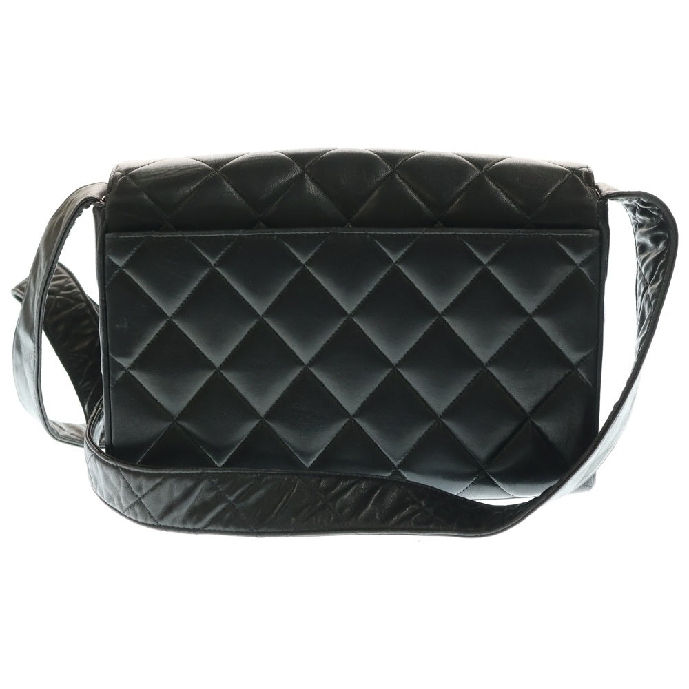 CHANEL(シャネル) マトラッセ キルティング メッセンジャーバッグ ショルダーバッグ ブラック ラムスキン