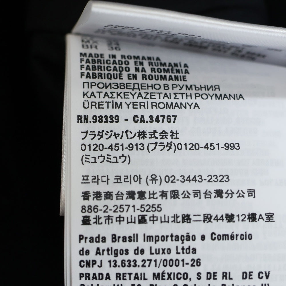 miumiu(ミュウミュウ) 24AW ワッペンロゴ クロップド ショート丈 ジップアップ ダウンジャケット ブルゾン ブラック レディース ML1086