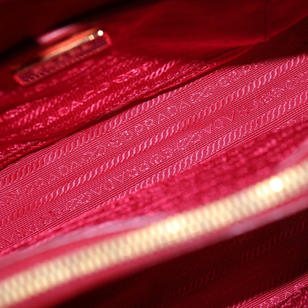 PRADA(プラダ) サフィアーノ 2WAYハンドバッグ ショルダーバッグ レッド レザー BN2567 ゴールド金具