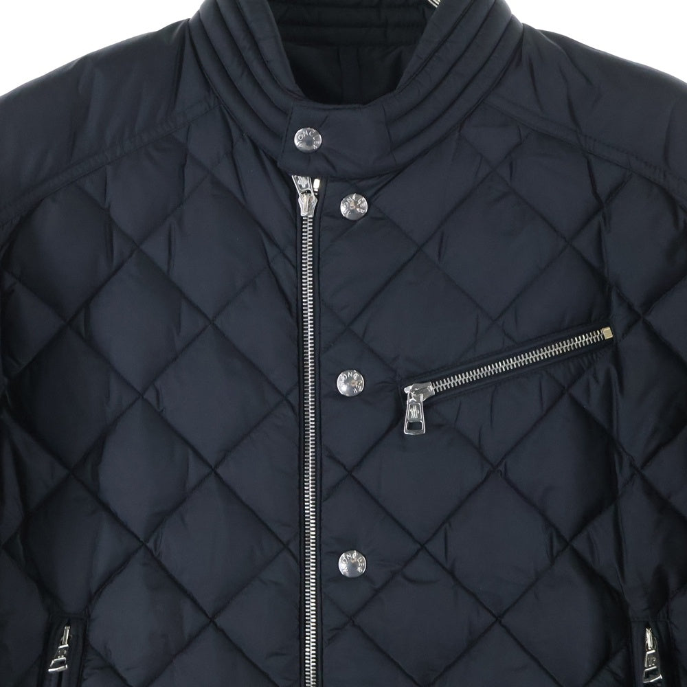 MONCLER(モンクレール) 24AW VULPIE ヴァルピー レザーワッペンロゴ キルティング ジップアップ ダウン ショート バイカージャケット ブラック J20911A00113 68352