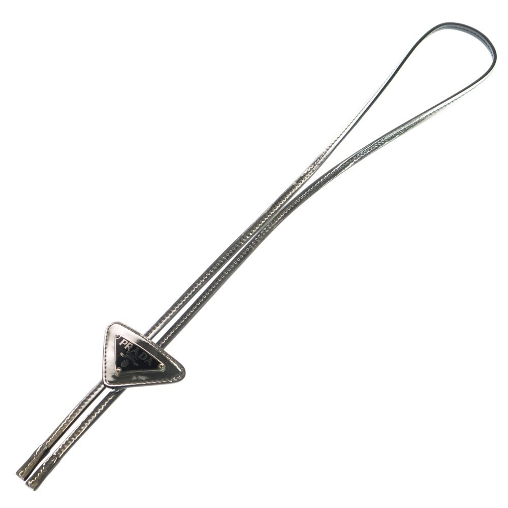 PRADA(プラダ) ブラッシュドレザー トライアングルロゴプレート ループタイ ボロタイ シルバー