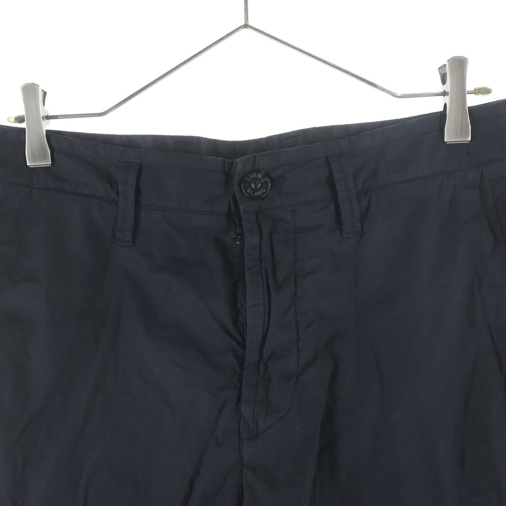 STONE ISLAND(ストーンアイランド) ロゴワッペン付き カーゴハーフパンツ ショーツ ブラック 8015L0803