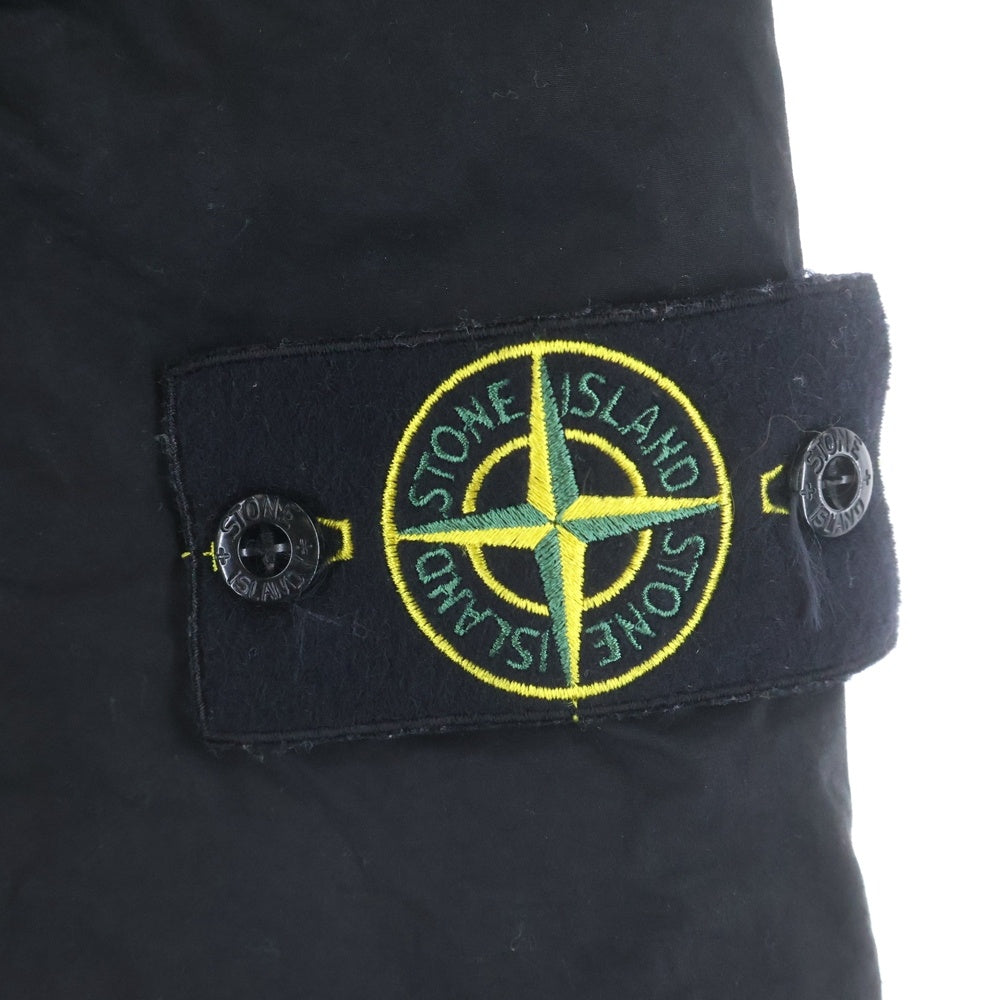 STONE ISLAND(ストーンアイランド) ロゴワッペン付き カーゴハーフパンツ ショーツ ブラック 8015L0803