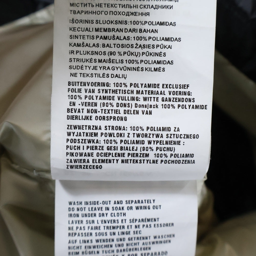 PRADA(プラダ) 20AW トライアングルロゴプレート スタンドカラー ジップアップ ダウンベスト ブラック レディース 290546