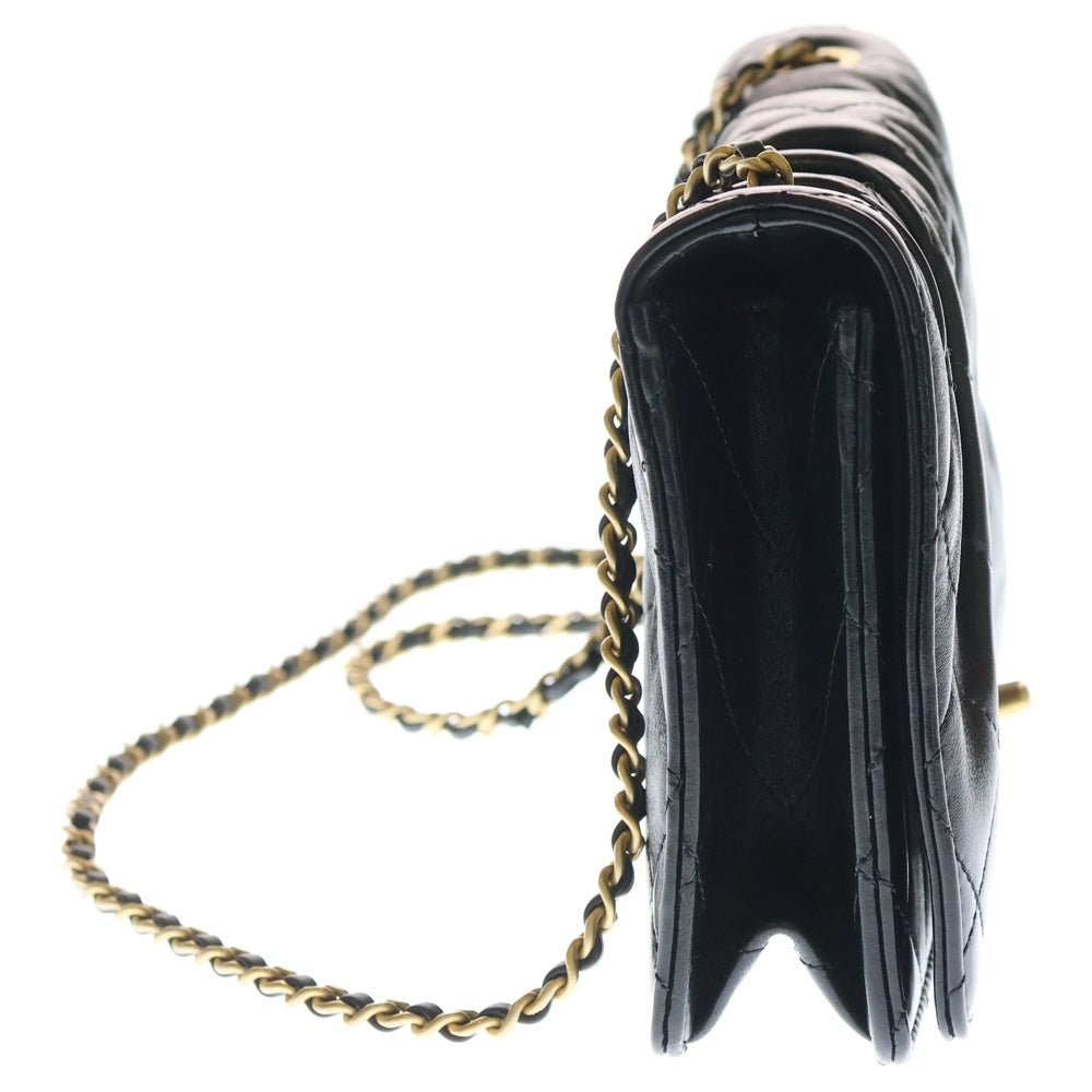 CHANEL(シャネル) マトラッセ チェーンショルダーバッグ ブラック ラムスキン ゴールド金具 AS5527 レディース