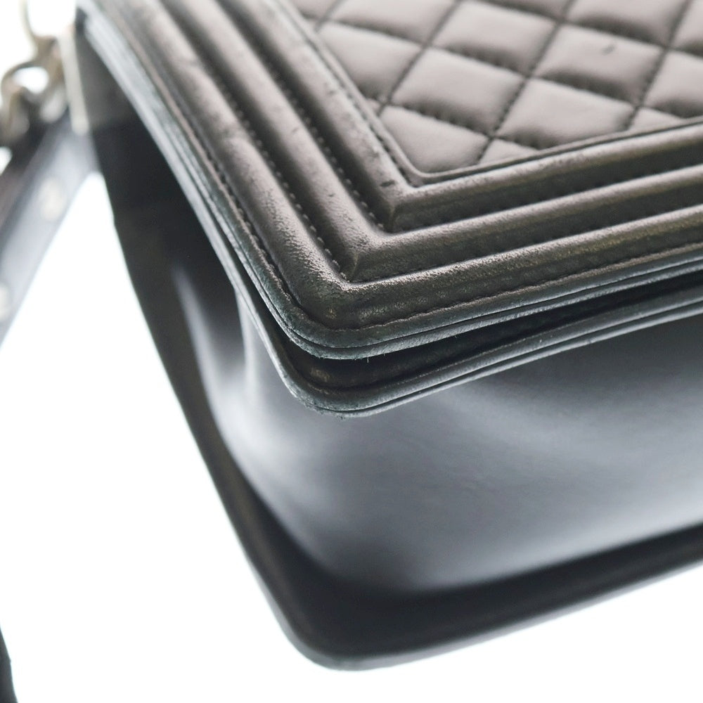 CHANEL(シャネル) ボーイシャネル ココマーク ラムスキン レザー チェーン ショルダーバッグ シルバー金具 ブラック 23番台 レディース