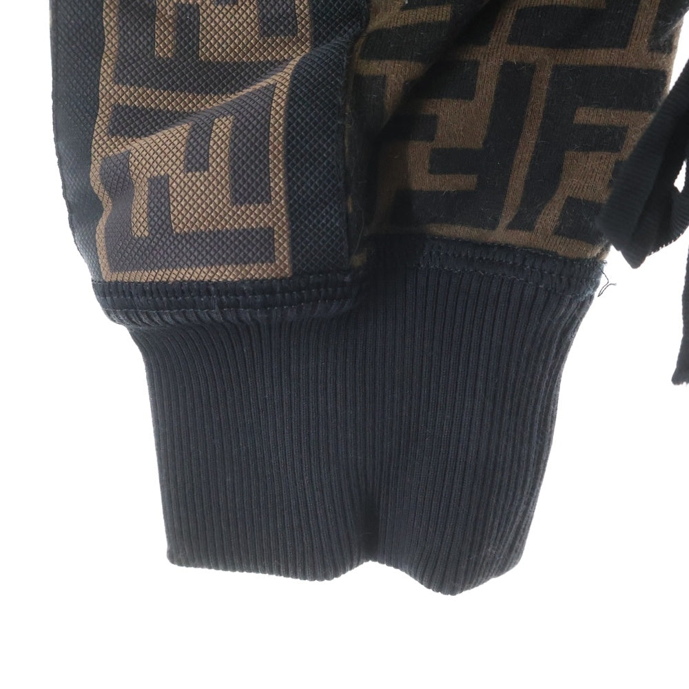 FENDI(フェンディ) ズッカ総柄 ロゴ刺繍 フロッキープリント クルーネック プルオーバー スウェットトレーナー ブラウン FS7102 レディース