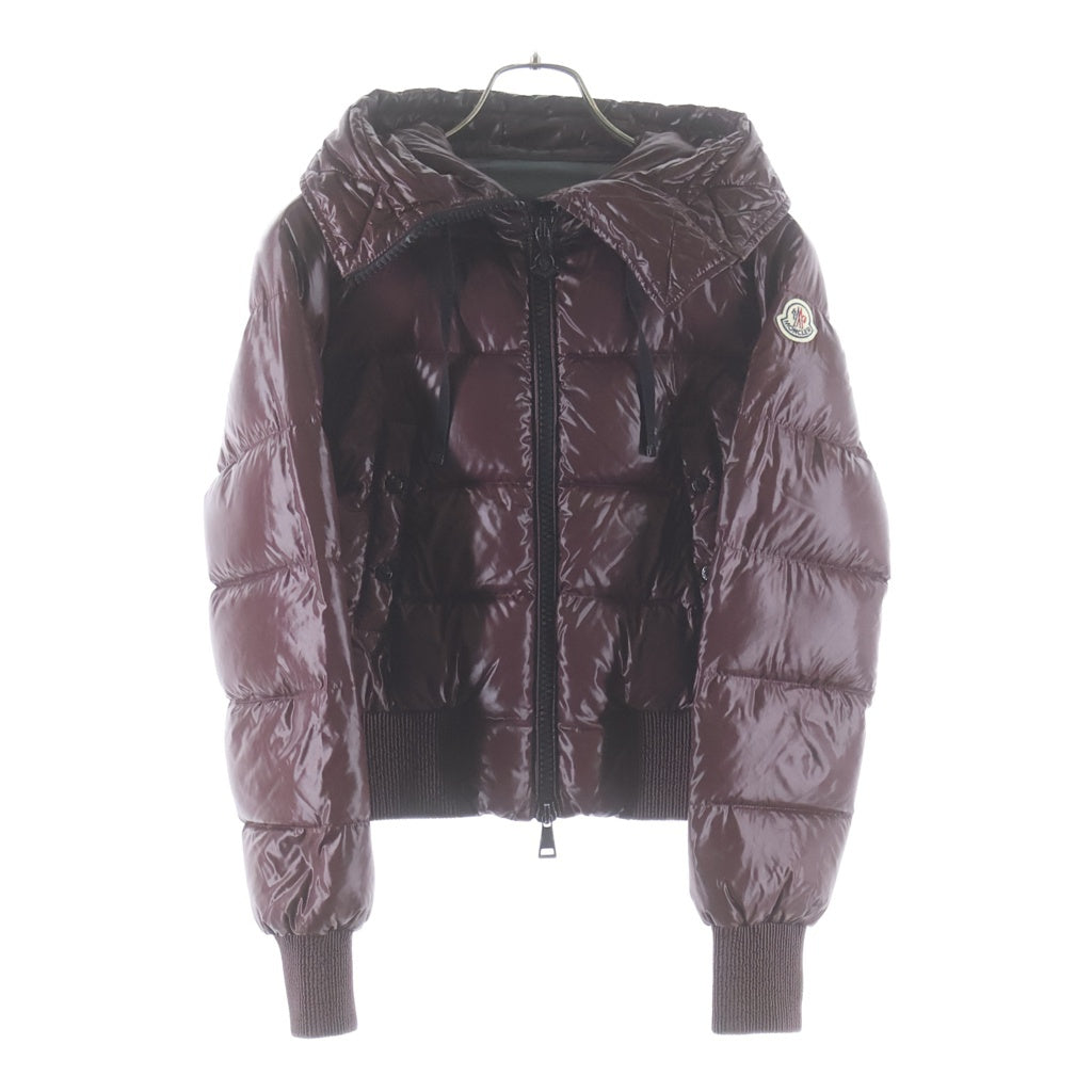 MONCLER(モンクレール) 16AW SOTIRIA ワッペンロゴ フーデッド クロップド ダウンジャケット ボルドー レディース B20934536105 68950