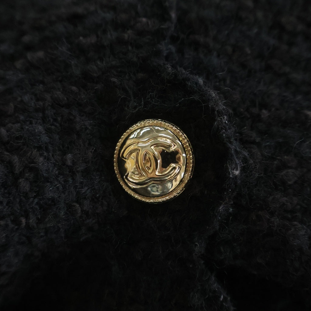 CHANEL(シャネル) ココボタンスカラップ ノーカラーツイードジャケット ブラック#34 P65347V61199 レディース