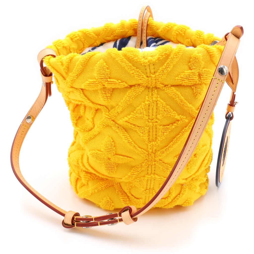 LOUIS VUITTON(ルイヴィトン) LVバケーション バイザプール バケット マンゴー ワンショルダーバッグ イエロー レザー M25144 シルバー金具 レディース