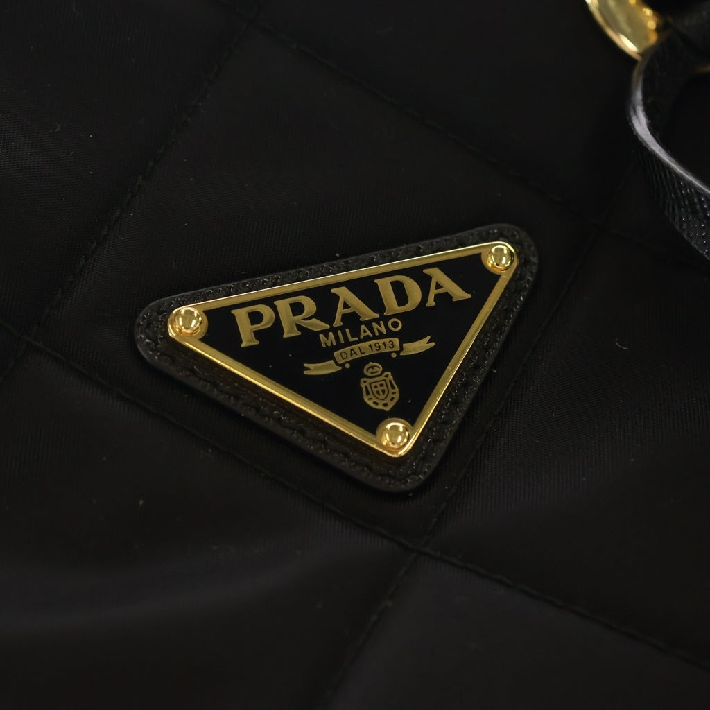 PRADA(プラダ) Re-Edition 1995 チェーンショルダーバッグ ハンドバッグ ブラック テスート ナイロン 1BG468 ゴールド金具 レディース