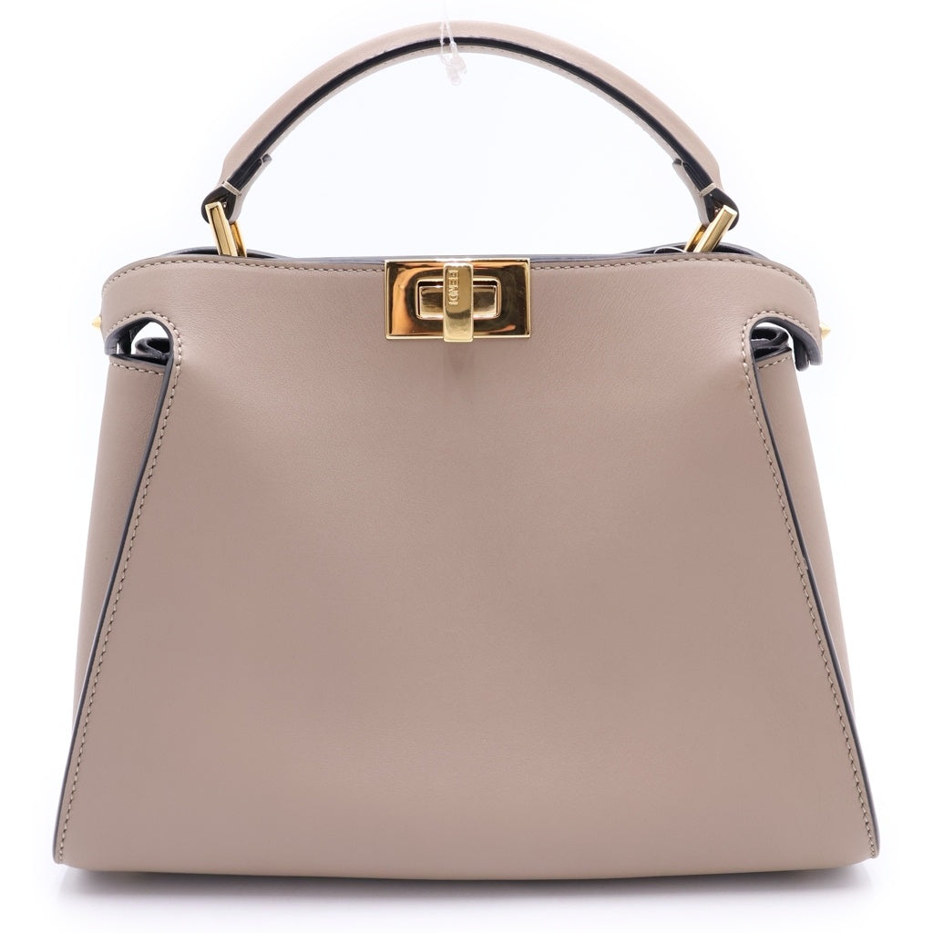 FENDI(フェンディ) ピーカブー エッセンシャリー 2WAYハンドバッグ ショルダーバッグ グレージュ ベージュ レザー ゴールド金具 レディース