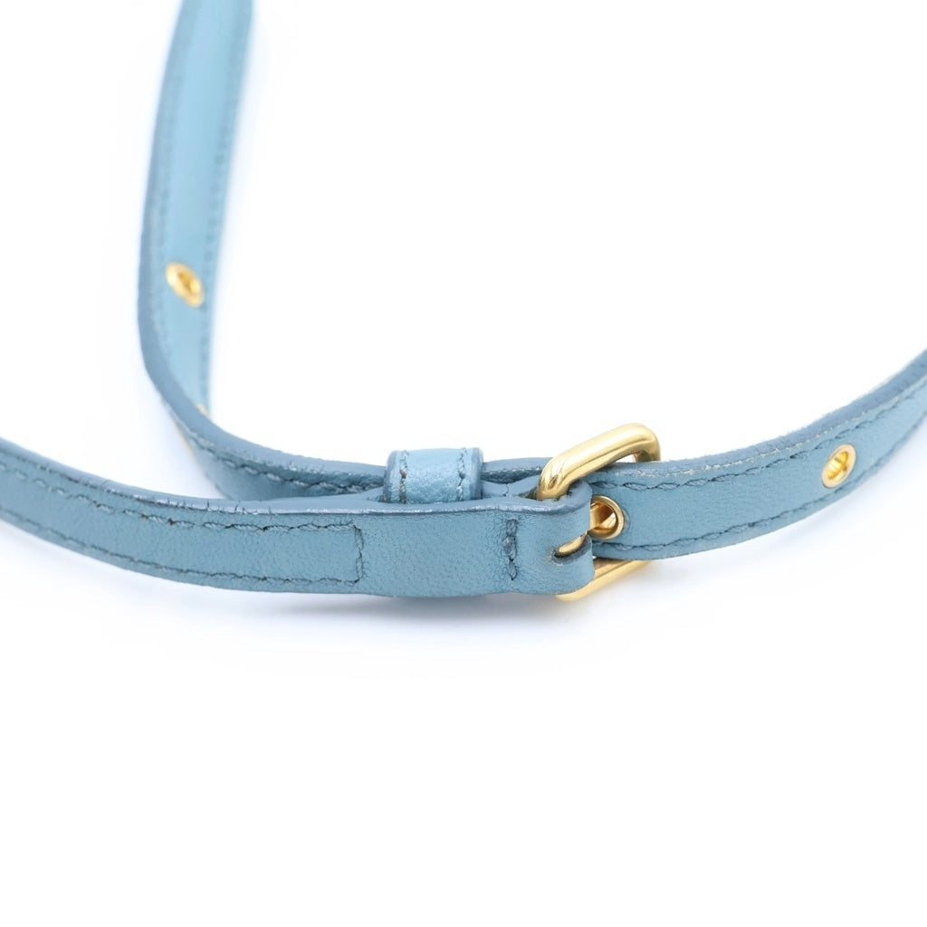 miumiu(ミュウミュウ) マテラッセ レザー ゴールド金具 チェーン ショルダーバッグ ライトブルー レディース