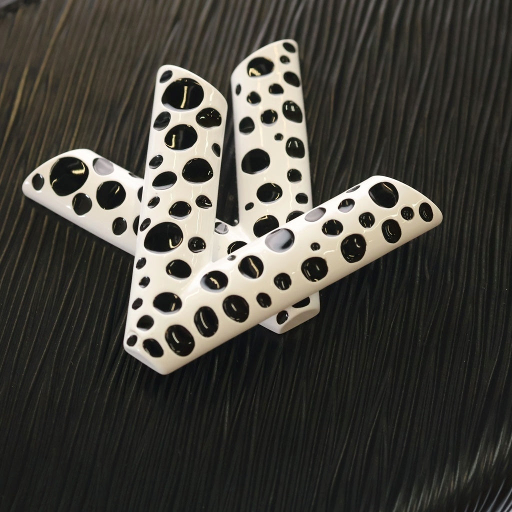 LOUIS VUITTON(ルイヴィトン) エピインフィニティ ドット LV×YK ツイストMM レザー シルバー金具 2WAY ハンドバッグ ショルダーバッグ M21694 ブラック/ホワイト レディース
