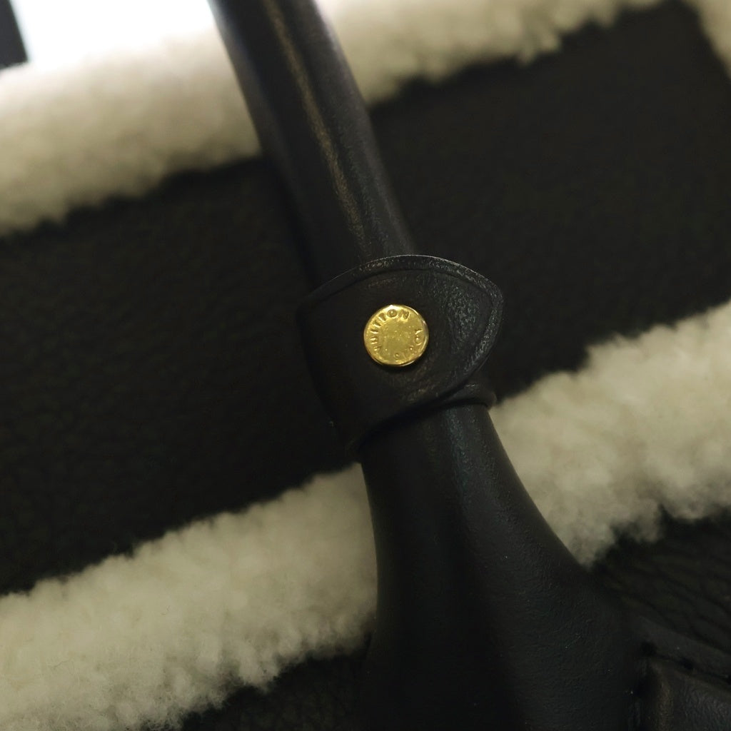 LOUIS VUITTON(ルイヴィトン) オンマイサイドMM カーフレザー シアリング ハンドバッグ ICタイプ M58908 ブラック/ホワイト レディース