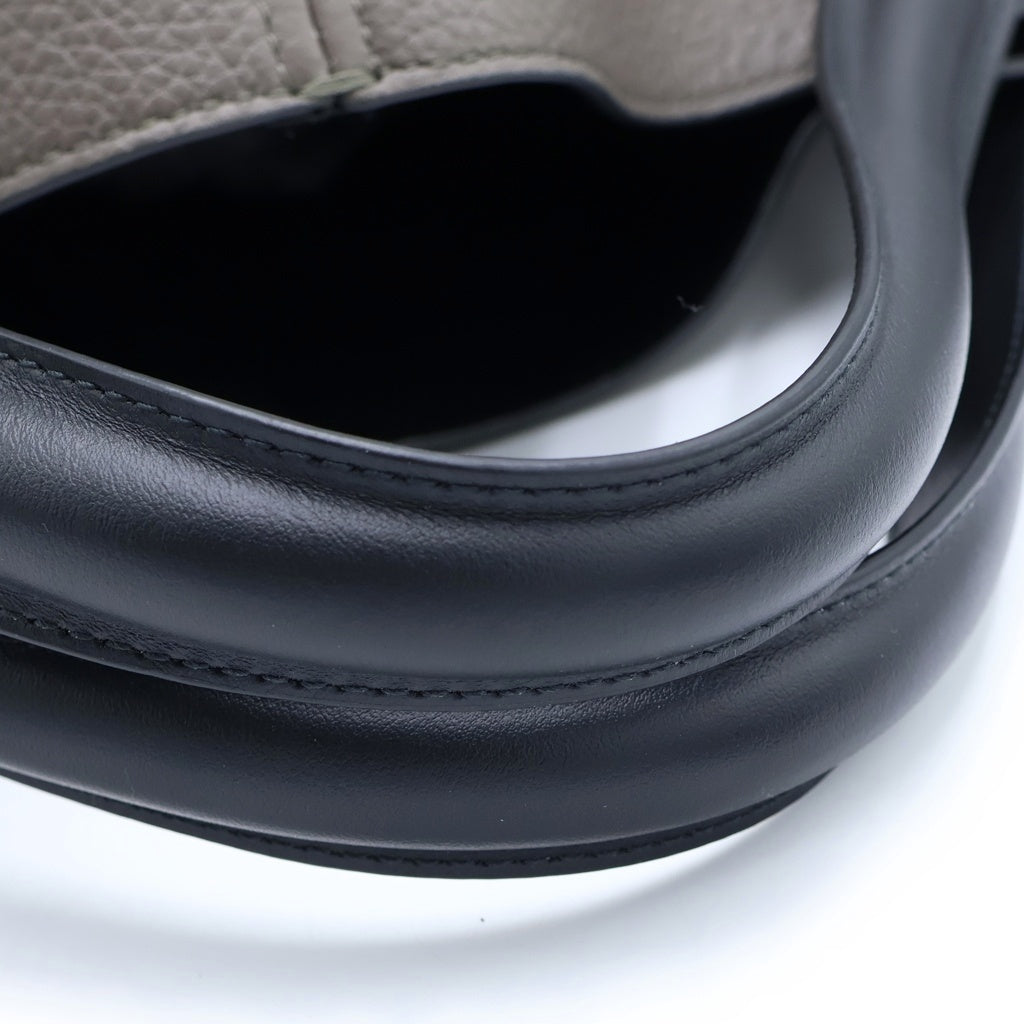 Maison Martin Margiela(メゾンマルタンマルジェラ) ドレサージュ ラージ レザー 2WAY ハンドバッグ ショルダーバッグ グラファイトカーキ レディース