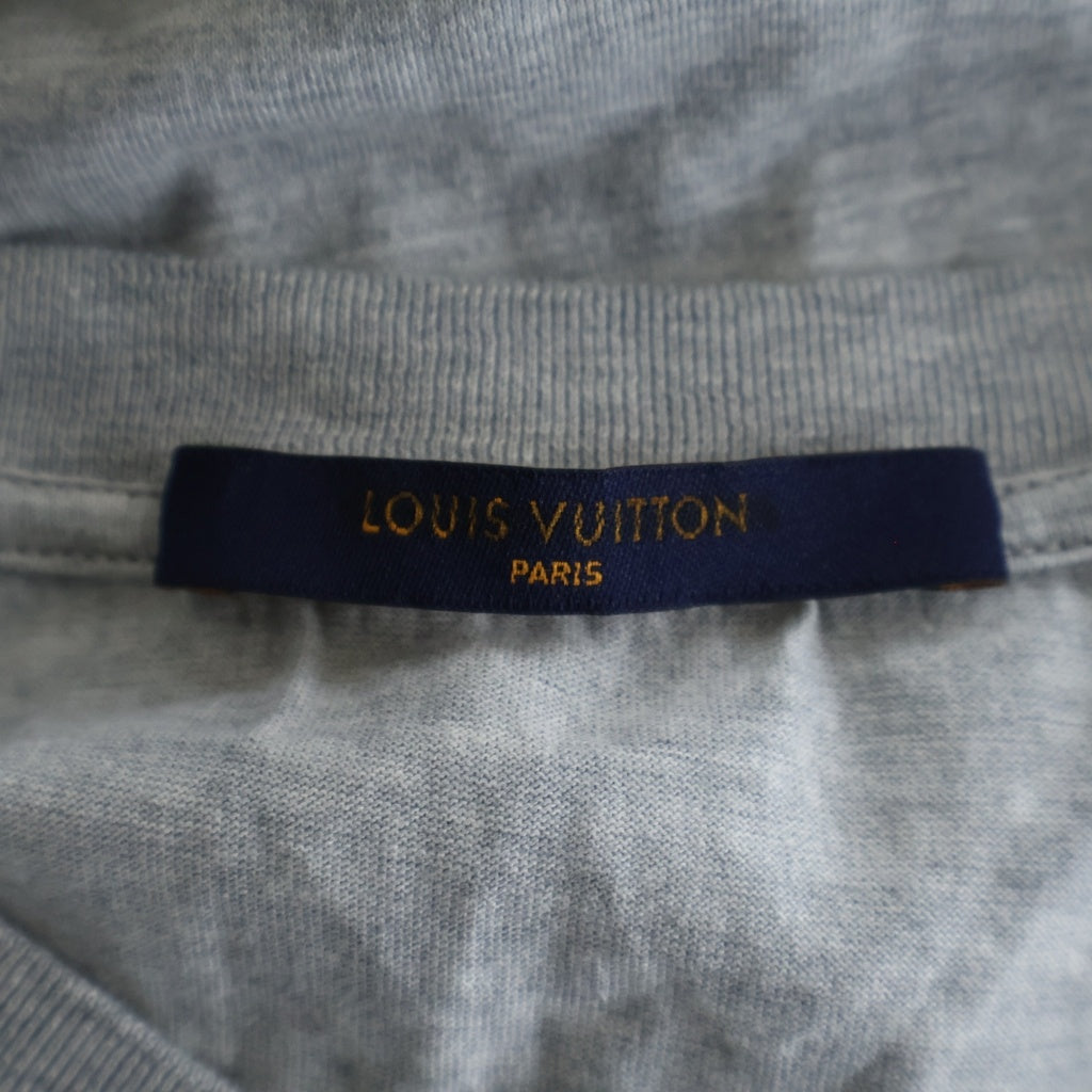 LOUIS VUITTON(ルイヴィトン) LVサークル ロゴ刺繍 半袖Tシャツ カットソー Vネック コットン グレー RM181Q JC8 HAY51W