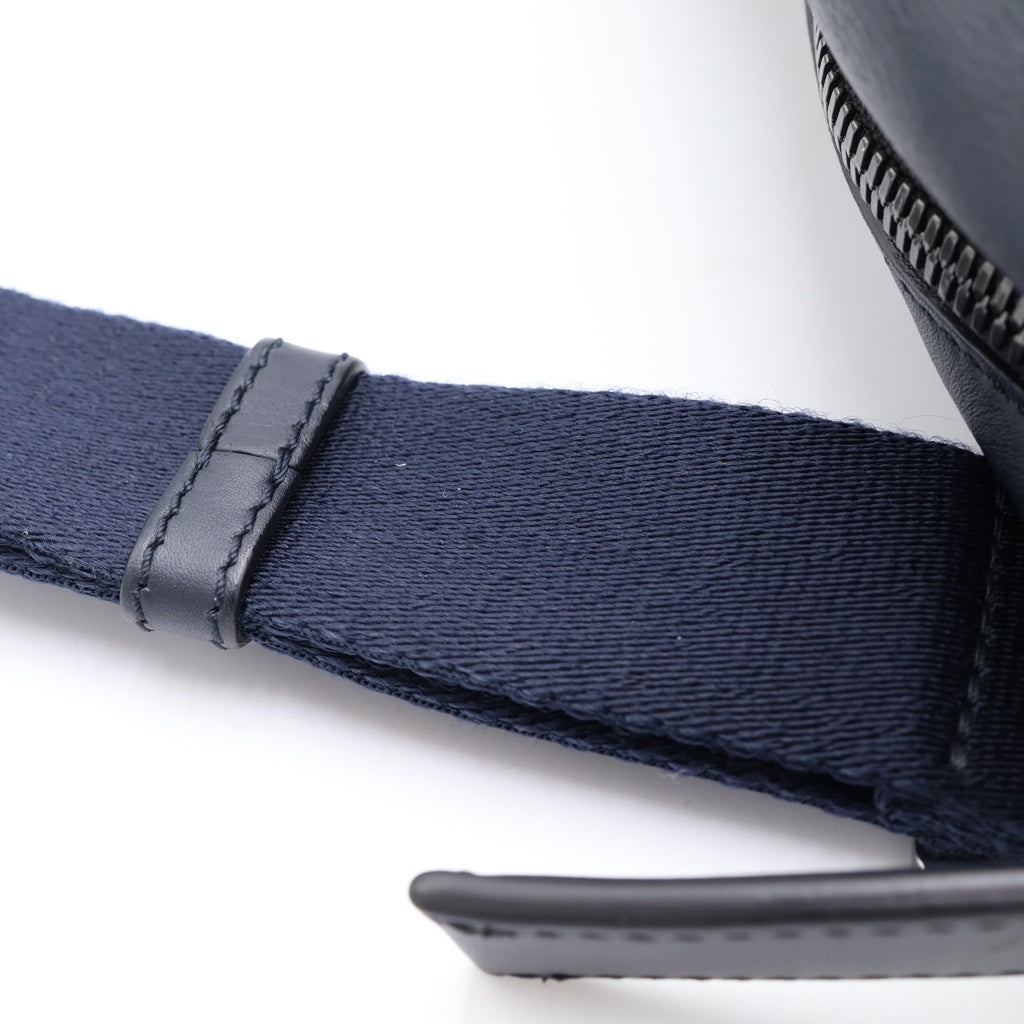 Berluti(ベルルッティ) カリグラフィ パイロット レザー ボディバッグ ショルダーバッグ ブラック