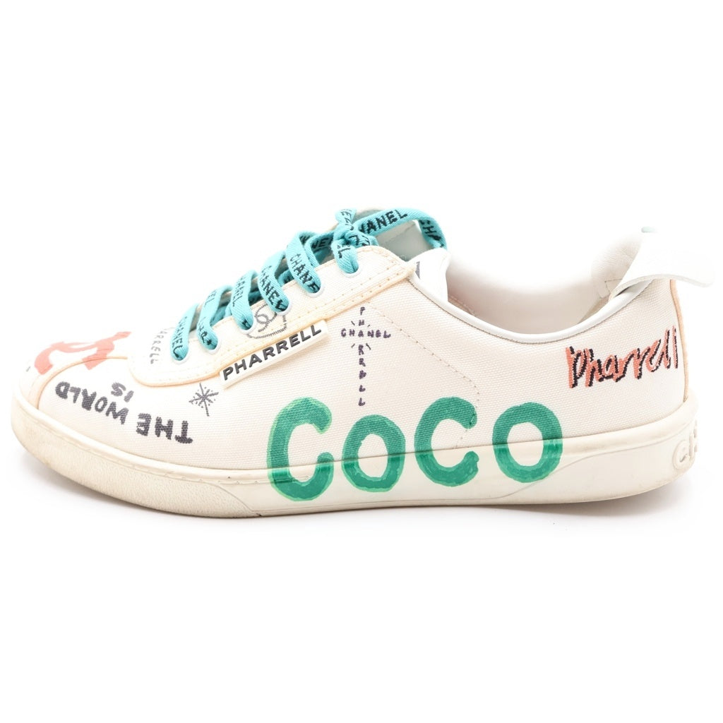 CHANEL(シャネル) ×ファレルウィリアムス ココマーク ペイントデザイン ローカットスニーカー シューズ ホワイト レディース