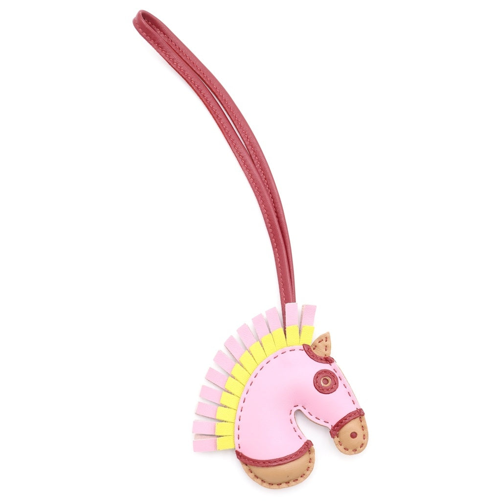 HERMES(エルメス) ジージーカマイユ バッグチャーム ピンク レザー U刻印
