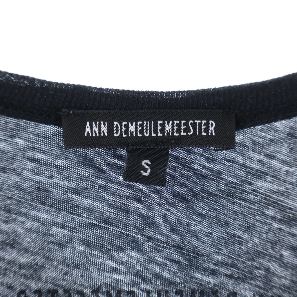 ANN DEMEULEMEESTER(アンドゥムルメステール) 10s バックロゴ 半袖Tシャツ カットソー コットン 両面プリント コロネット ブラック レディース