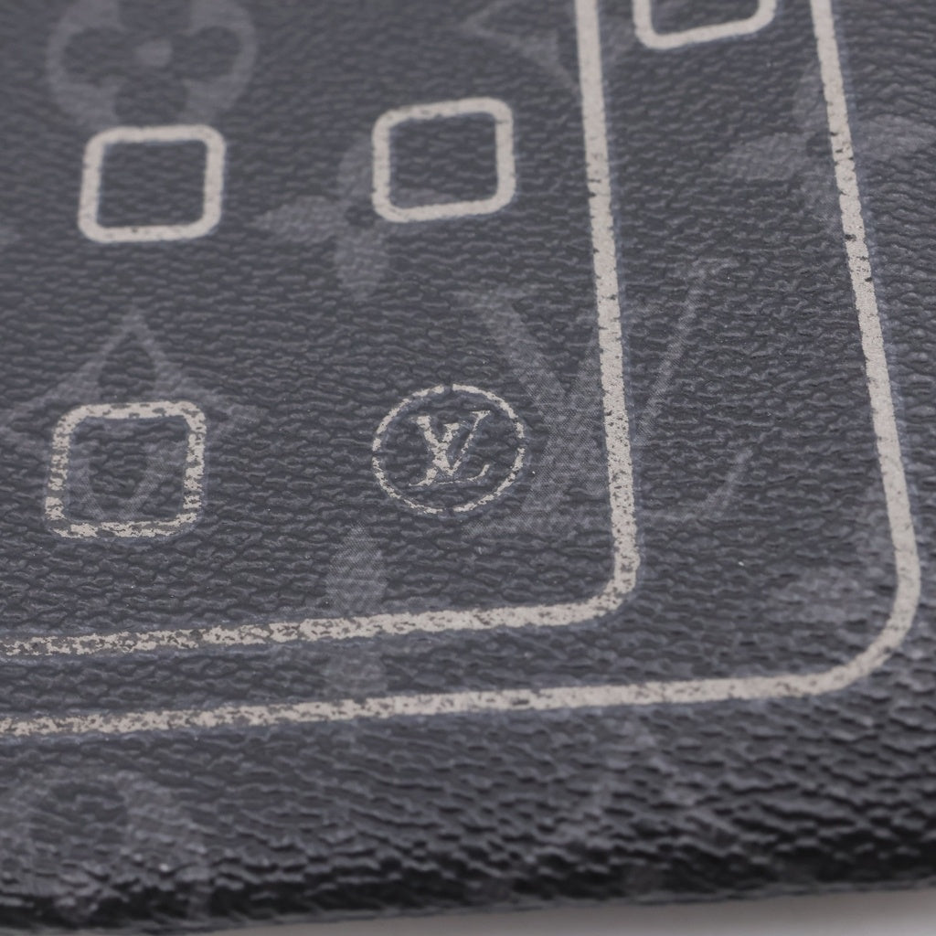 LOUIS VUITTON(ルイヴィトン) モノグラムエクリプス フラッシュ フラグメント iPadケース ポーチ クラッチバッグ ブラック PVC M64449 ブラック金具 レディース