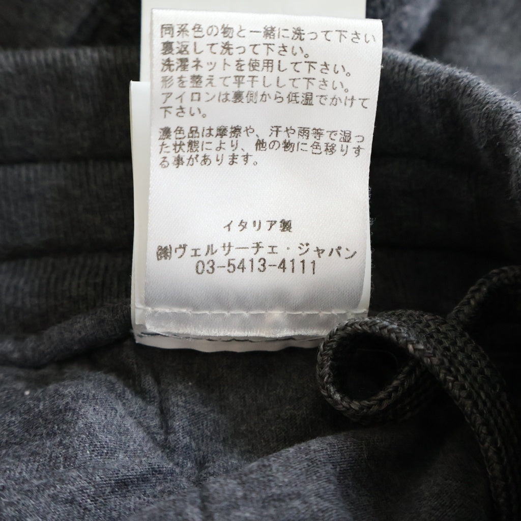 VERSACE(ヴェルサーチ) ロゴ刺繍 パイルジャガード バロック柄切り替え スウェット トラック ジョガー パンツ グレー 1013974