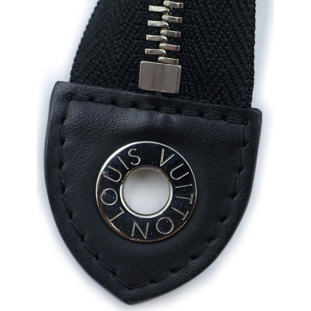 LOUIS VUITTON(ルイヴィトン) ダミエ グラフィットピクセル ポシェットヴォワヤージュMM クラッチバッグ ブラック/グリーン N60176